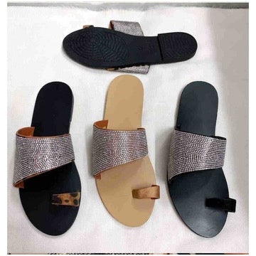 Shoes/ Sandals